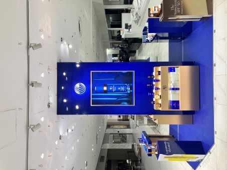Augustinus Bader ������� POP UP �ʐ^�Q