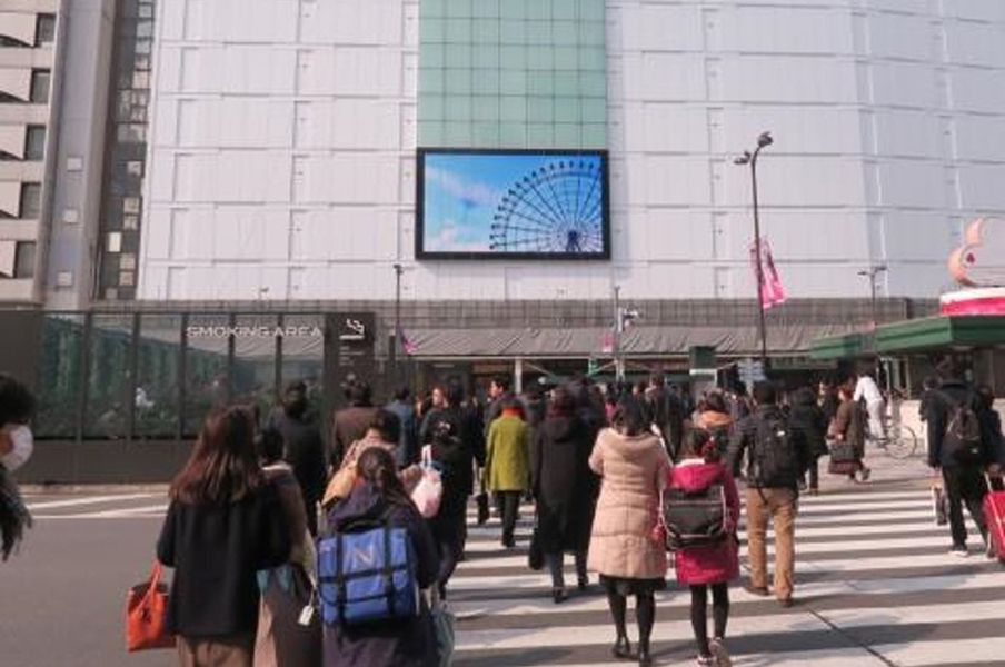 �r��PARCO�r�W����